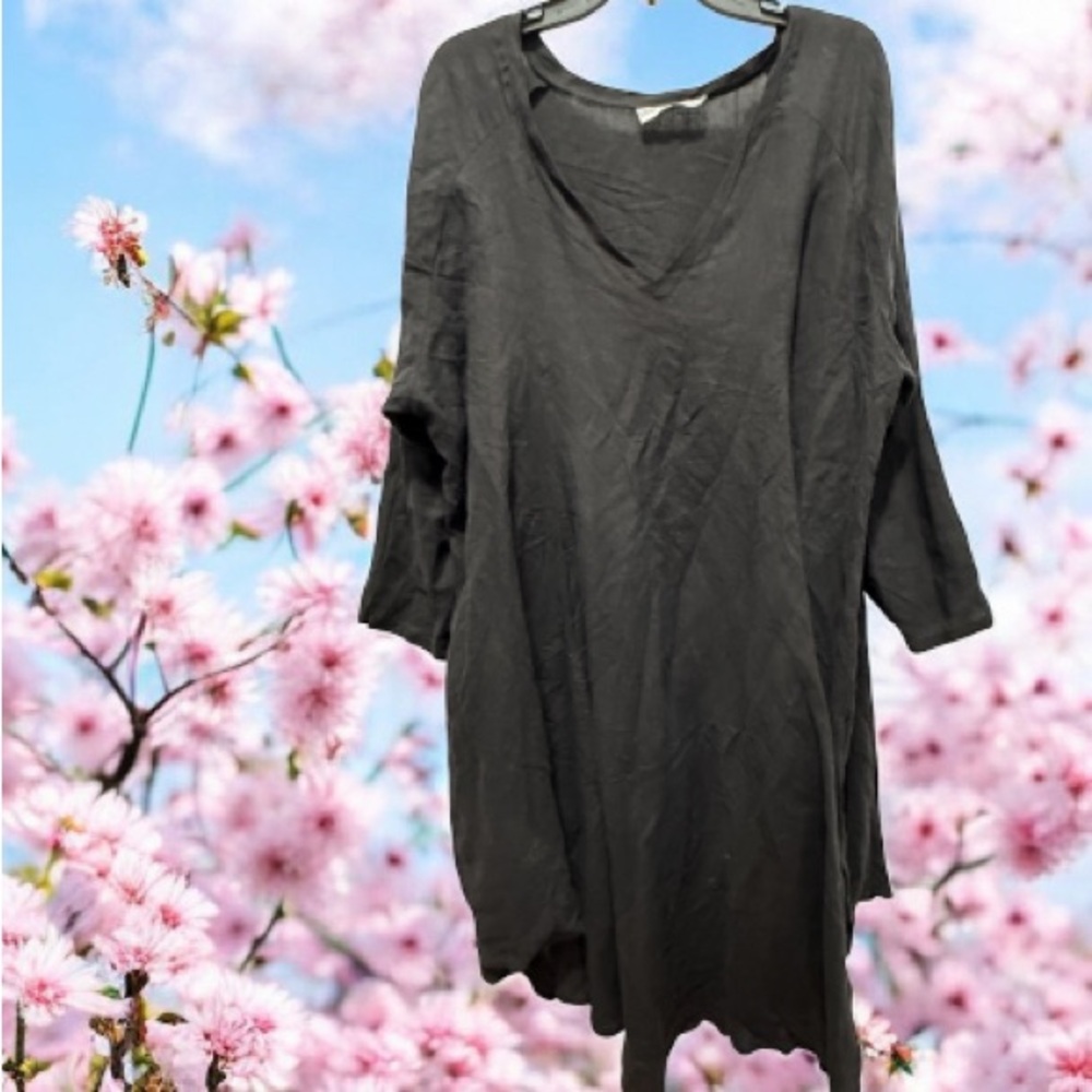 Skullz London Black Midi Dress with 3/4 Sleeves and Scoop Neckline